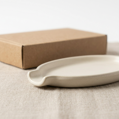 Ivory Oval Spoon Rest with Raised Rim and Handle Notch